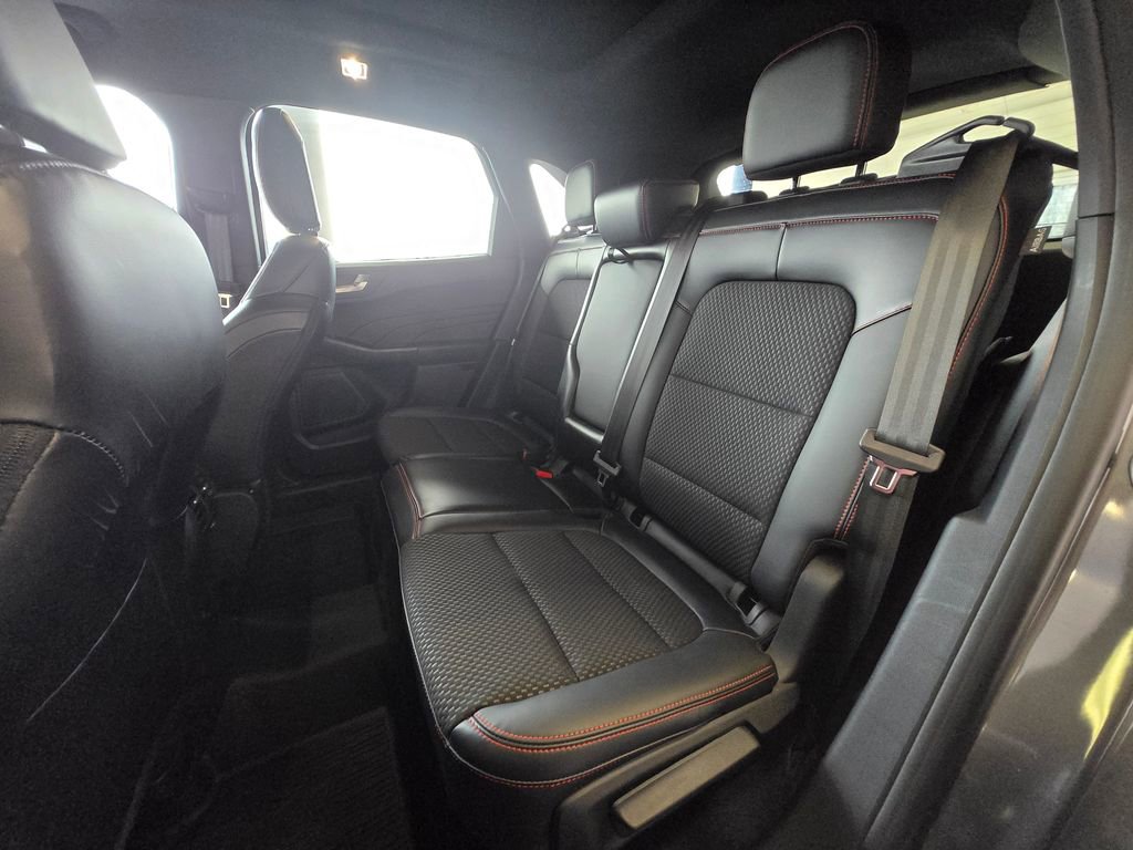 Used 2023 Ford Escape ST-Line w/ Tech Pack #1 image 22