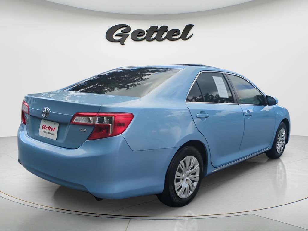 Used 2012 Toyota Camry LE image 5