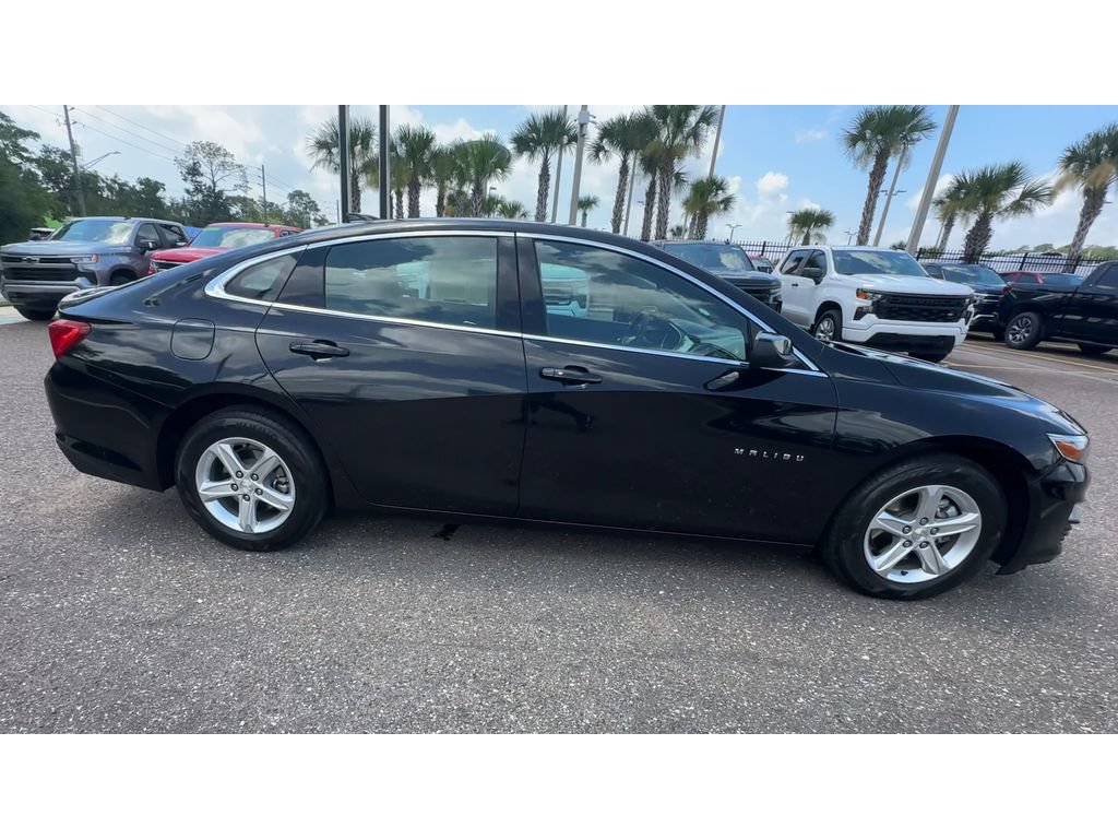 Used 2024 Chevrolet Malibu LT FWD image 9
