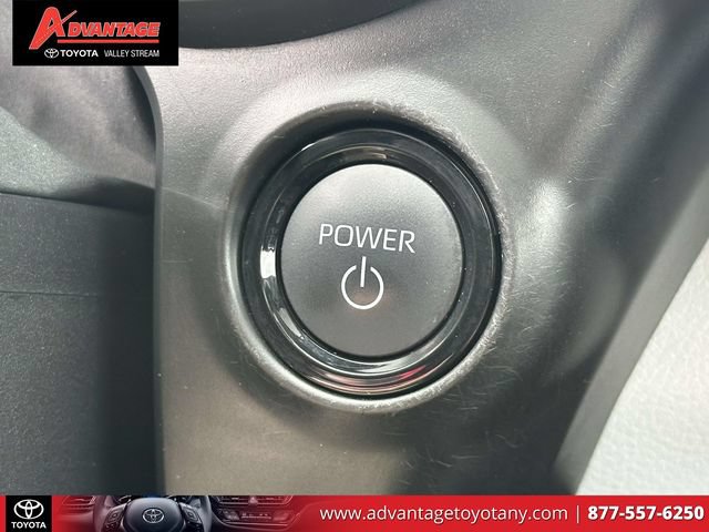 Used 2025 Toyota Sienna XLE w/ XLE Plus Package AWD/4WD image 33