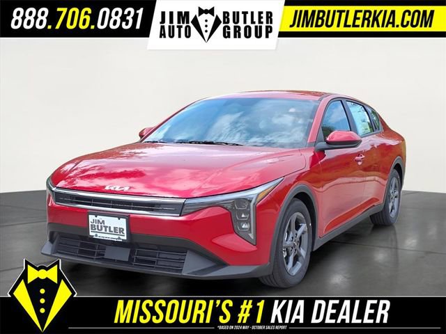 New 2025 Kia K4 LXS image 1