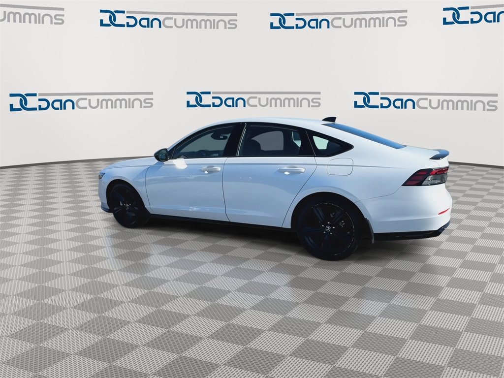 Used 2025 Honda Accord Sport image 6