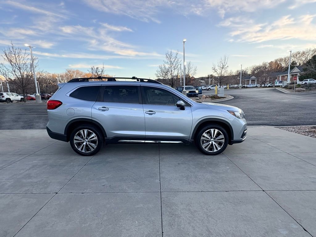 Used 2022 Subaru Ascent Limited w/ Technology Package image 4