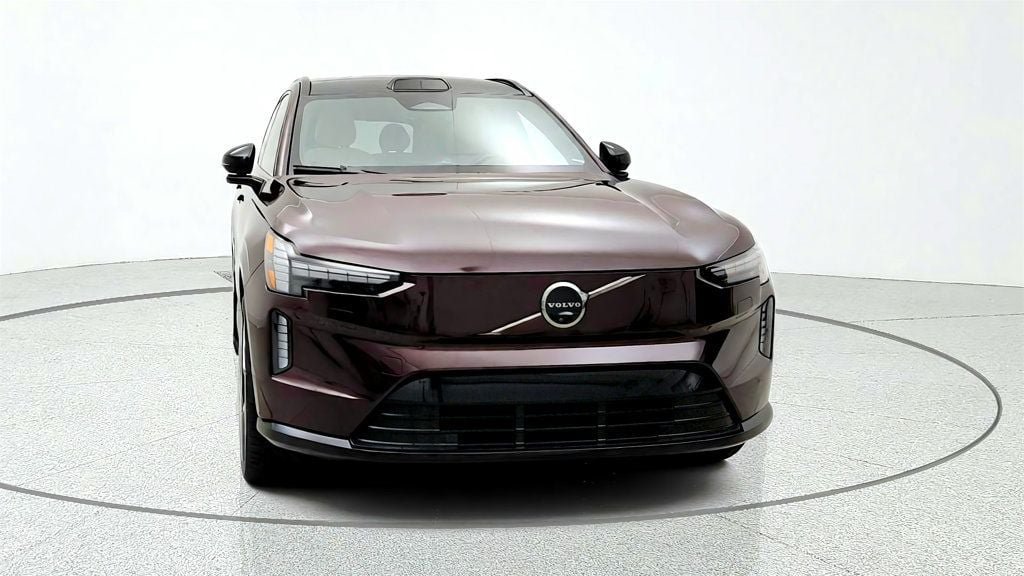 Used 2025 Volvo EX90 Ultra AWD/4WD image 2