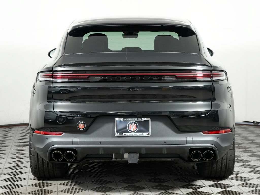 New 2026 Porsche Cayenne Coupe AWD/4WD image 6