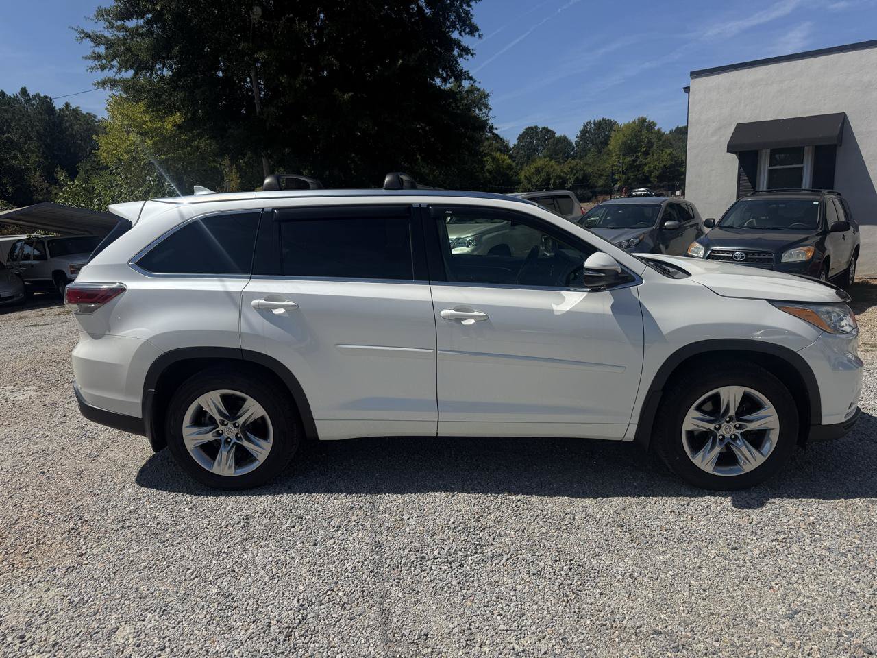 Used 2015 Toyota Highlander Limited AWD/4WD image 4