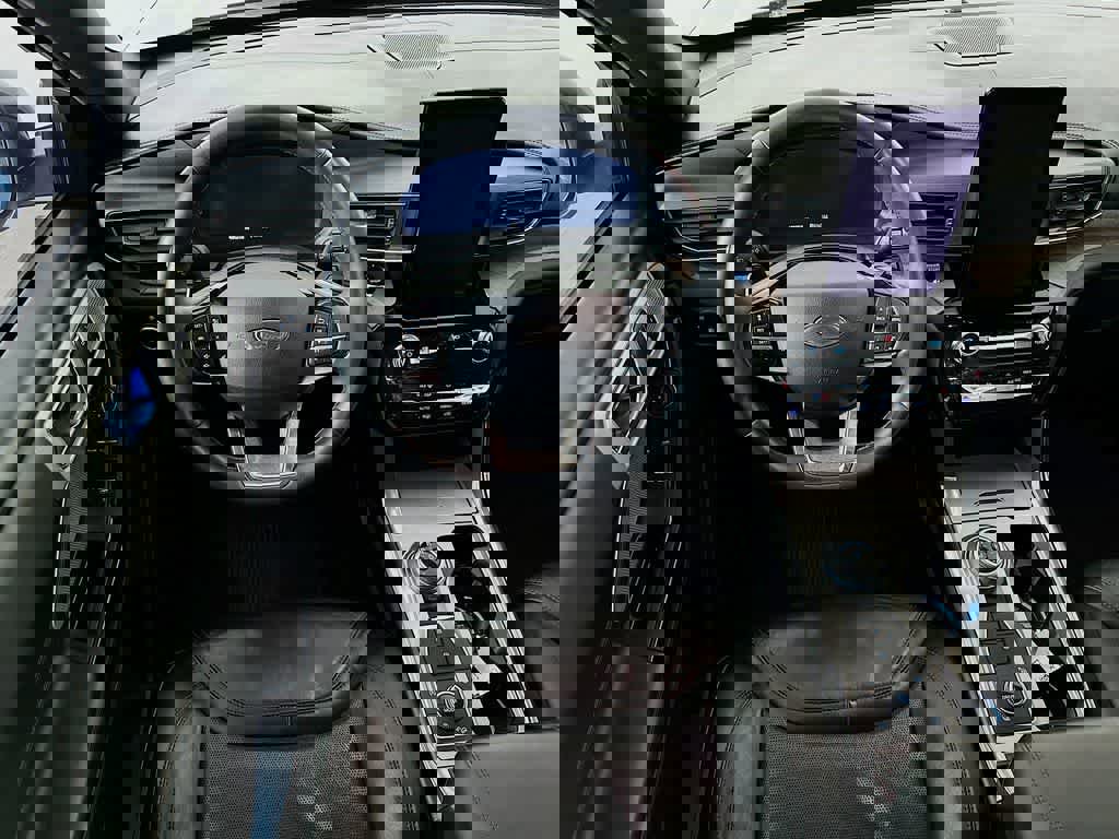 Certified 2021 Ford Explorer Platinum w/ Equipment Group 601A image 10