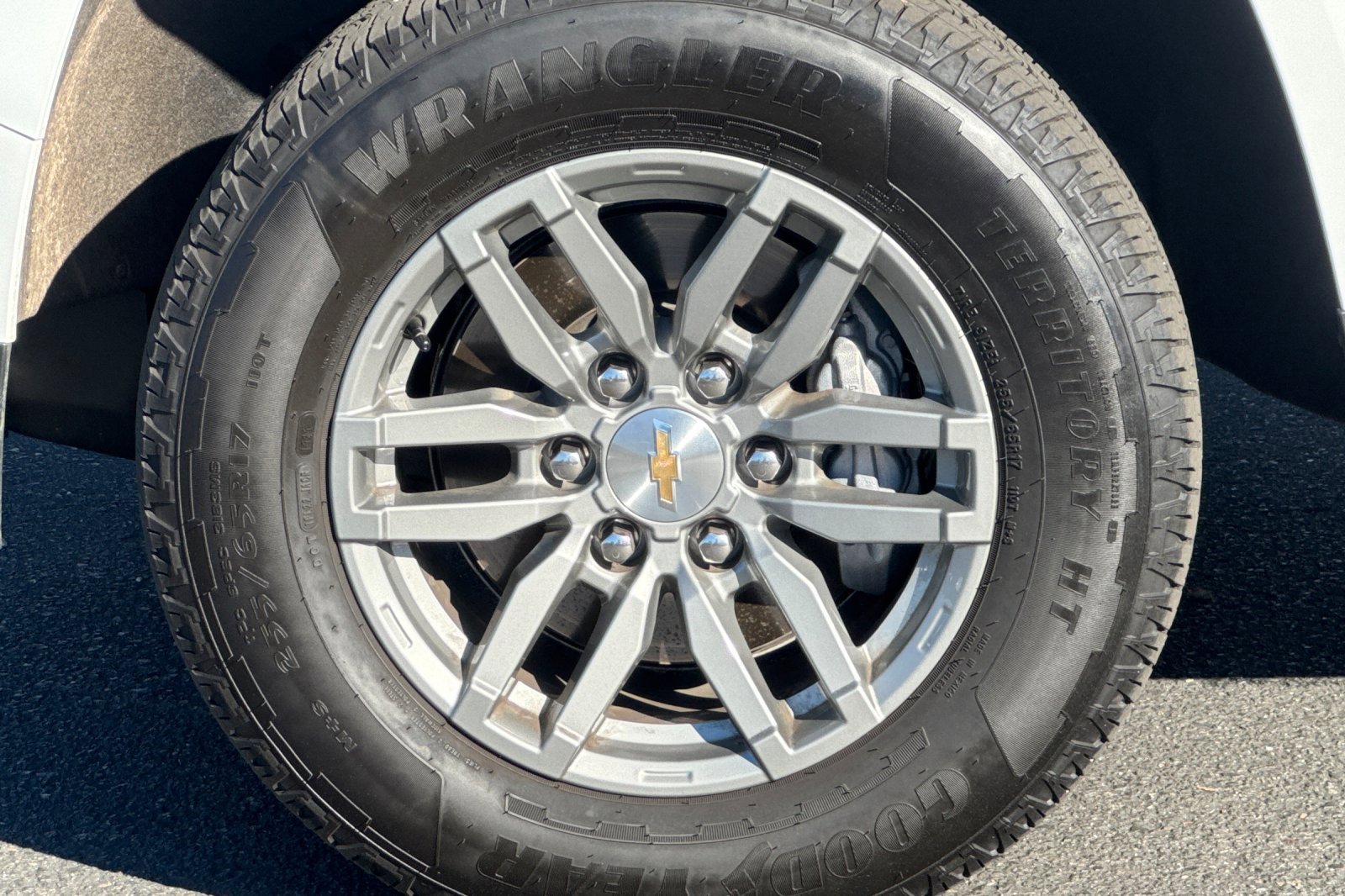 Used 2026 Chevrolet Colorado LT image 44