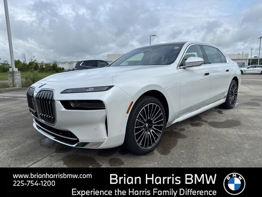 New 2025 BMW i7 xDrive60 w/ Executive Package