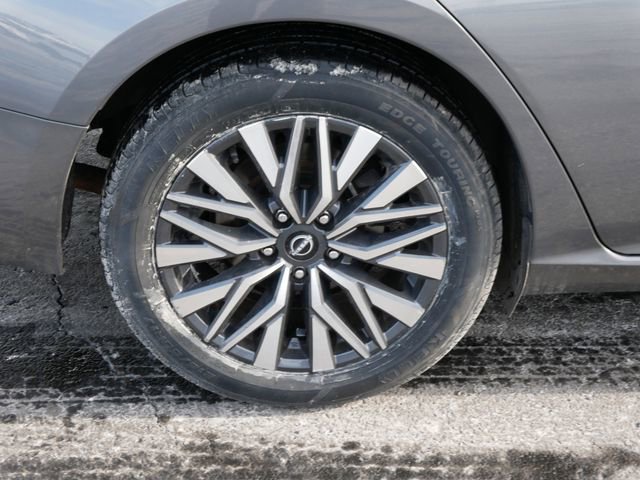 Used 2024 Nissan Altima 2.5 SV image 5