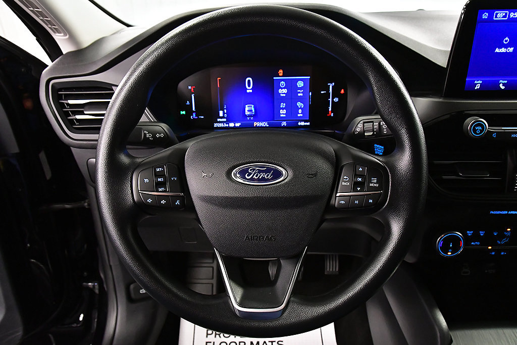 Used 2025 Ford Escape Active AWD/4WD image 19