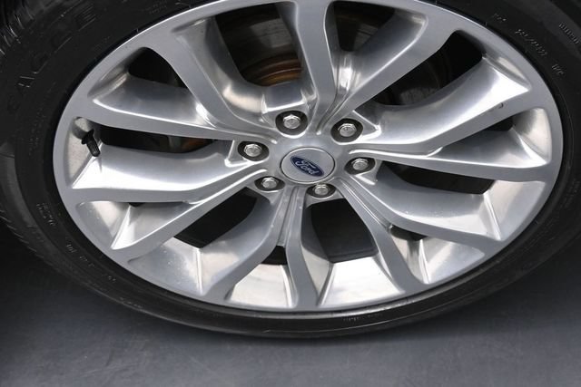 Used 2019 Ford Expedition Max Limited w/ Equipment Group 302A AWD/4WD image 34