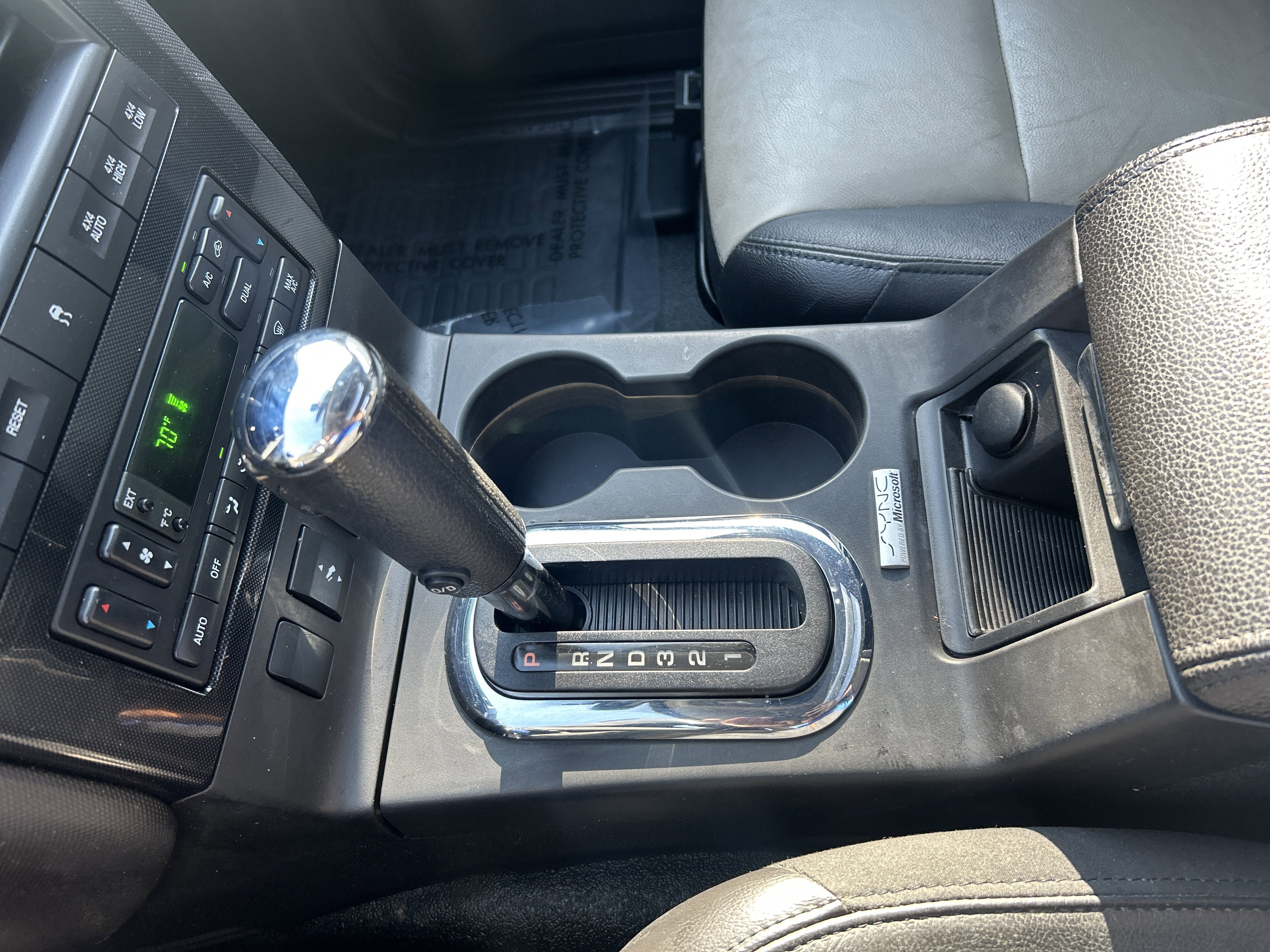 Used 2008 Ford Explorer Sport Trac Limited AWD/4WD image 24