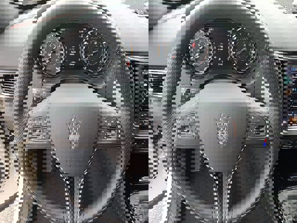 New 2024 Maserati Levante GT Ultima image 36