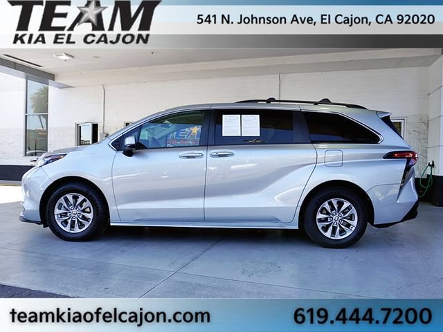 Used 2022 Toyota Sienna LE FWD image 6