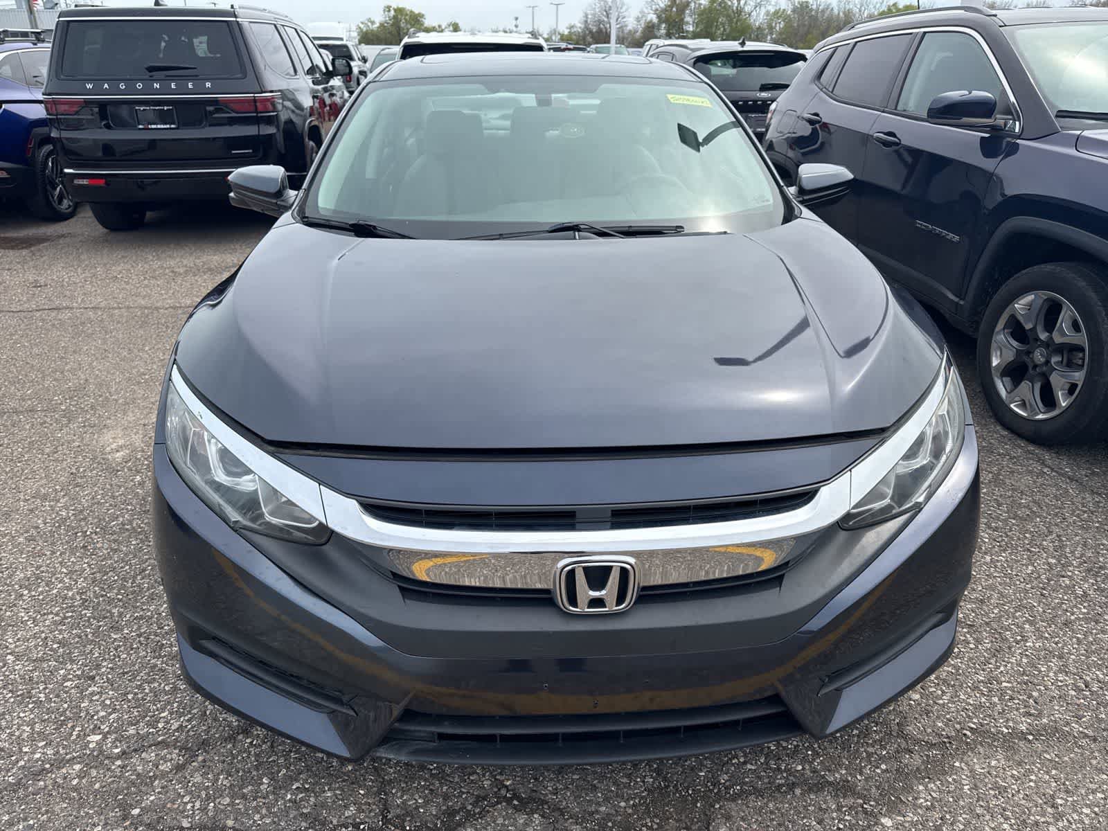 Used 2018 Honda Civic EX image 19