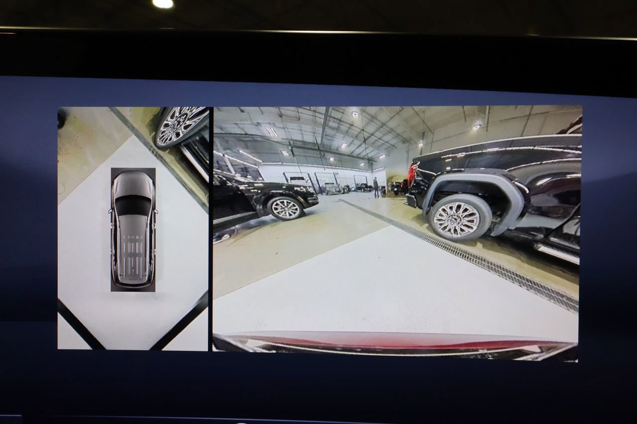 Certified 2025 Buick Enclave Avenir w/ Super Cruise Package image 13