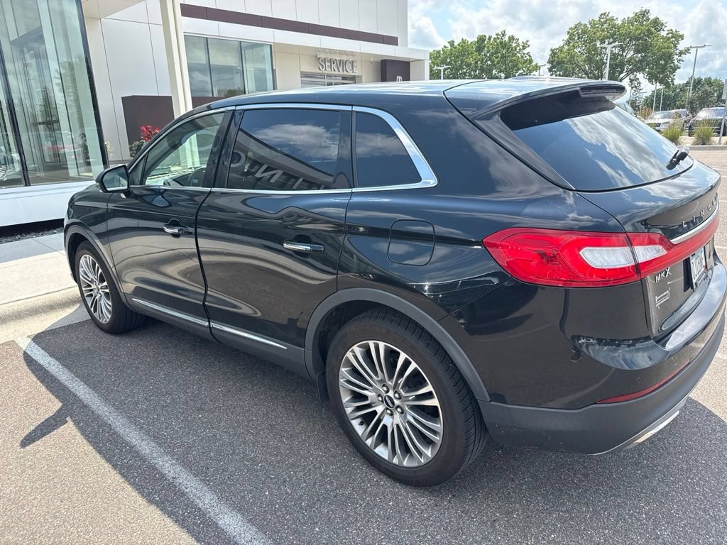 Used 2018 Lincoln MKX Reserve w/ Lincoln MKX Climate Package AWD/4WD image 9