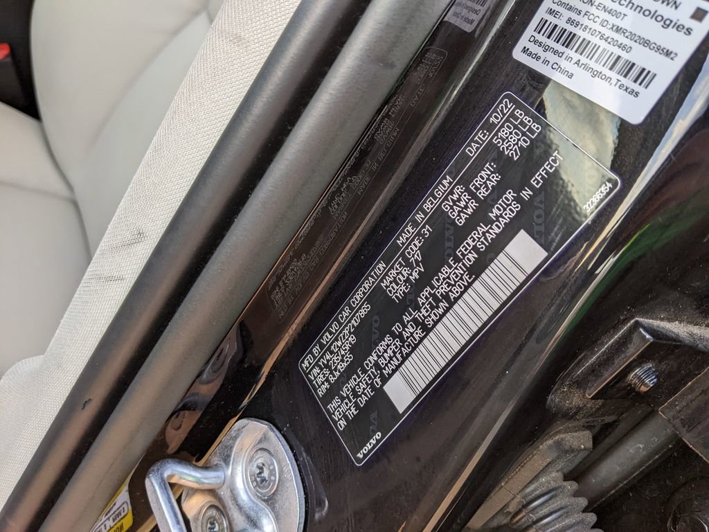 Certified 2023 Volvo V60 B5 Cross Country Plus w/ Climate Package image 30