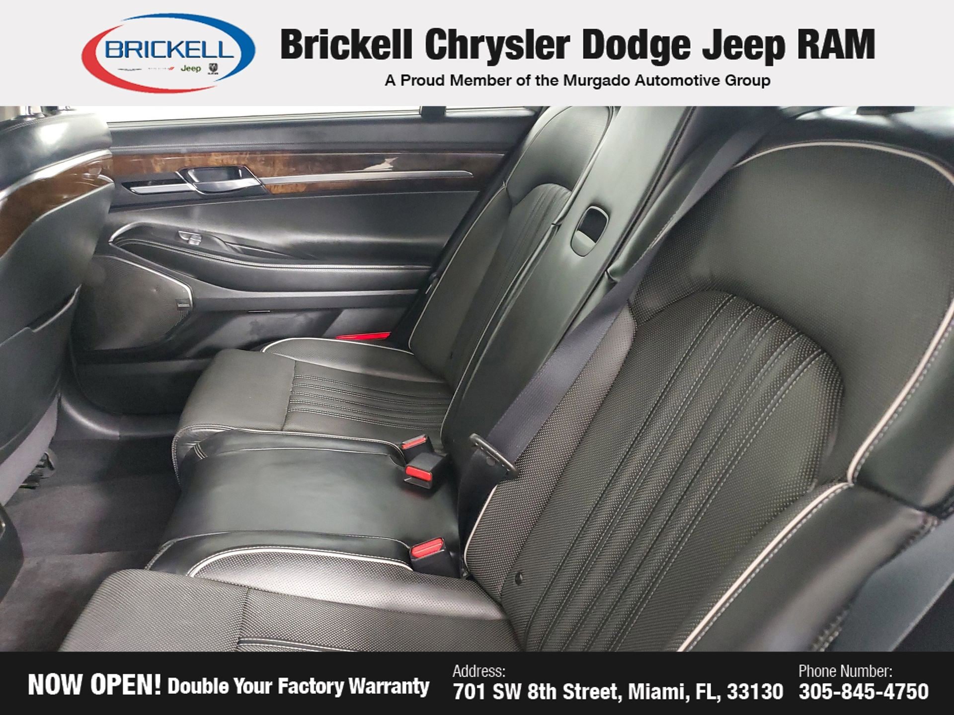 Used 2017 Genesis G90 3.3T Premium RWD image 53