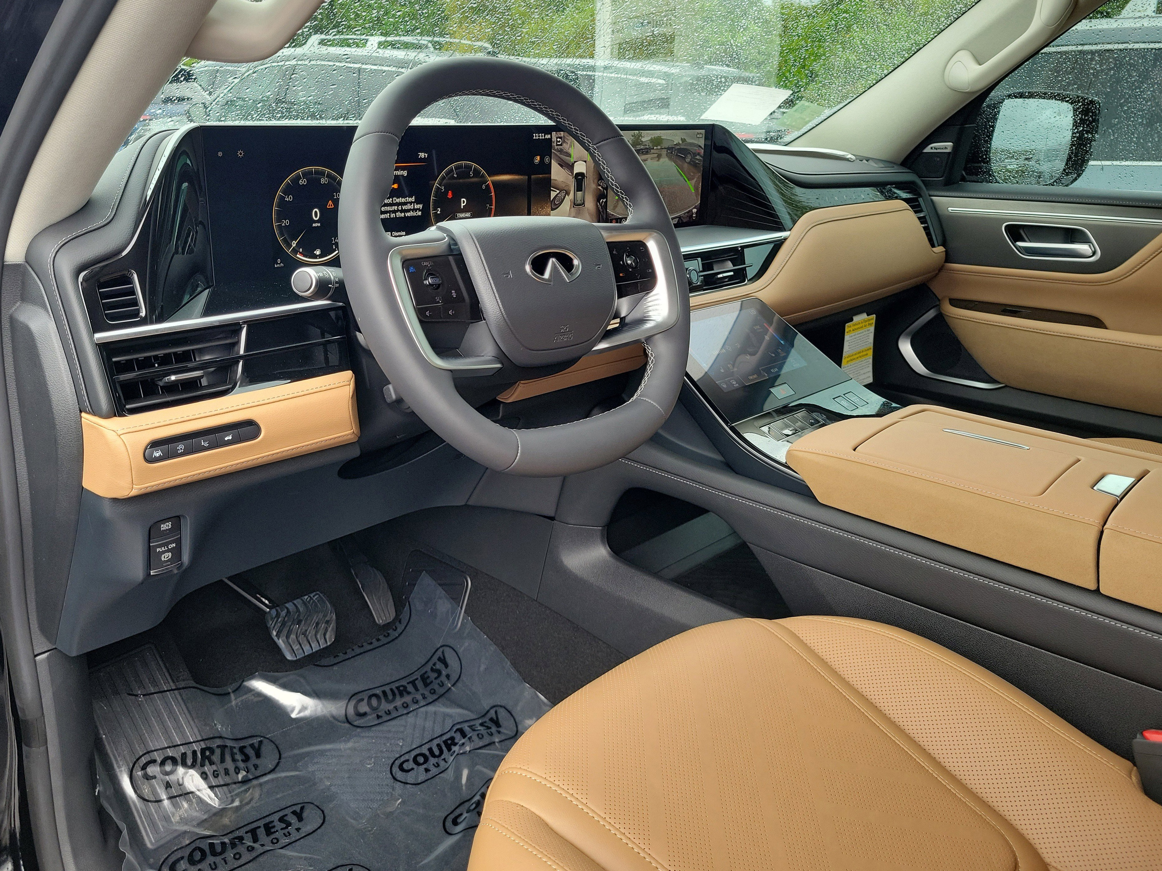 New 2026 INFINITI QX80 Luxe w/ Cargo Package image 18