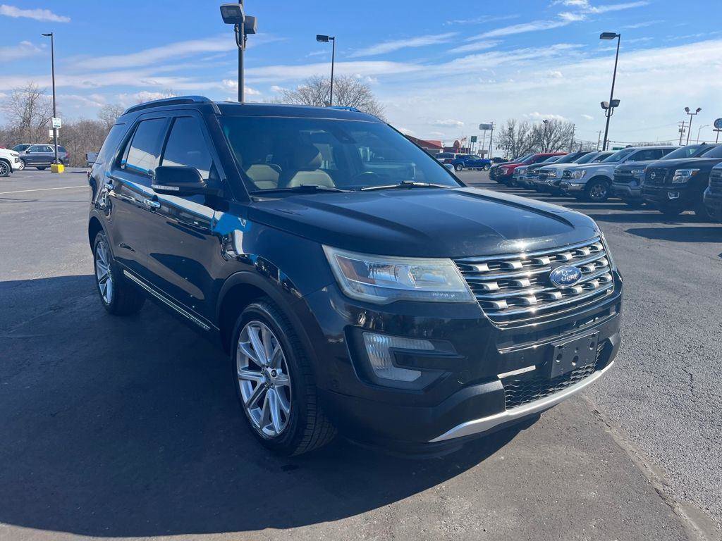 Used 2016 Ford Explorer Limited w/ Equipment Group 303A image 7