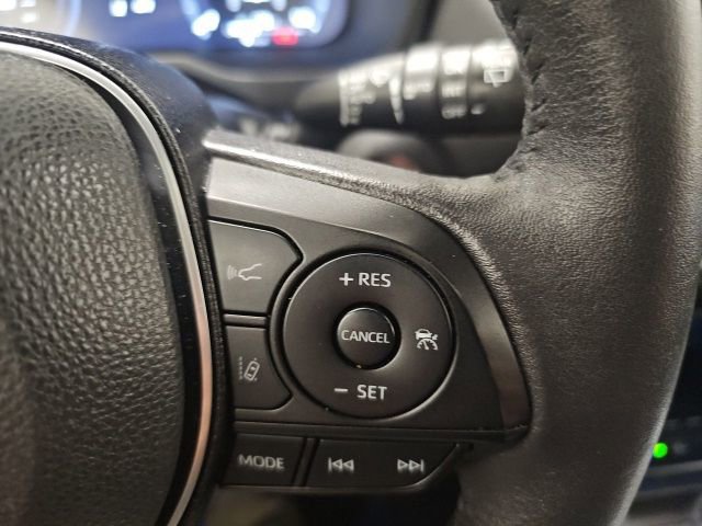 Used 2023 Toyota RAV4 XSE AWD/4WD image 21