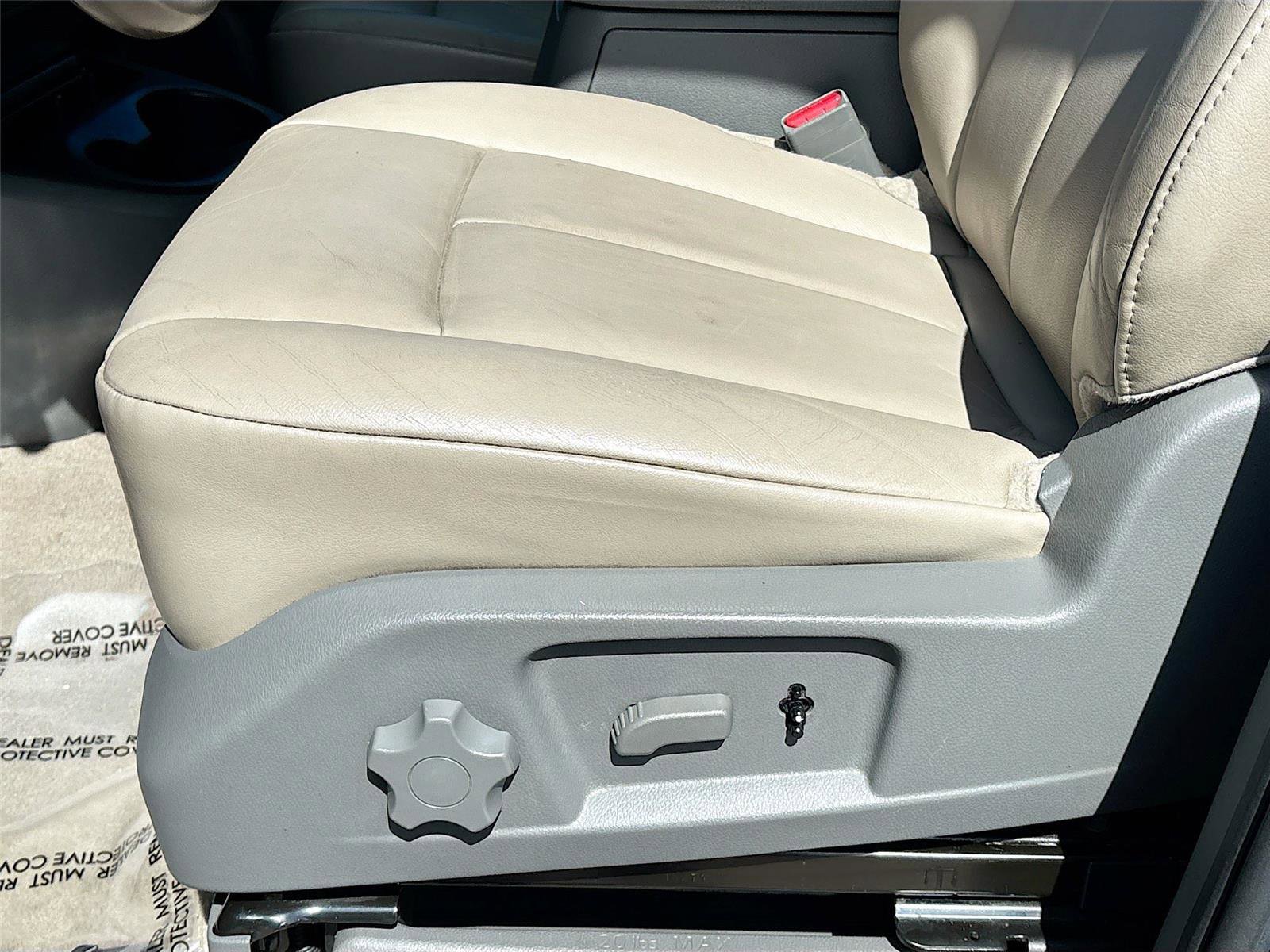 Used 2016 Nissan NV 3500 SL image 20