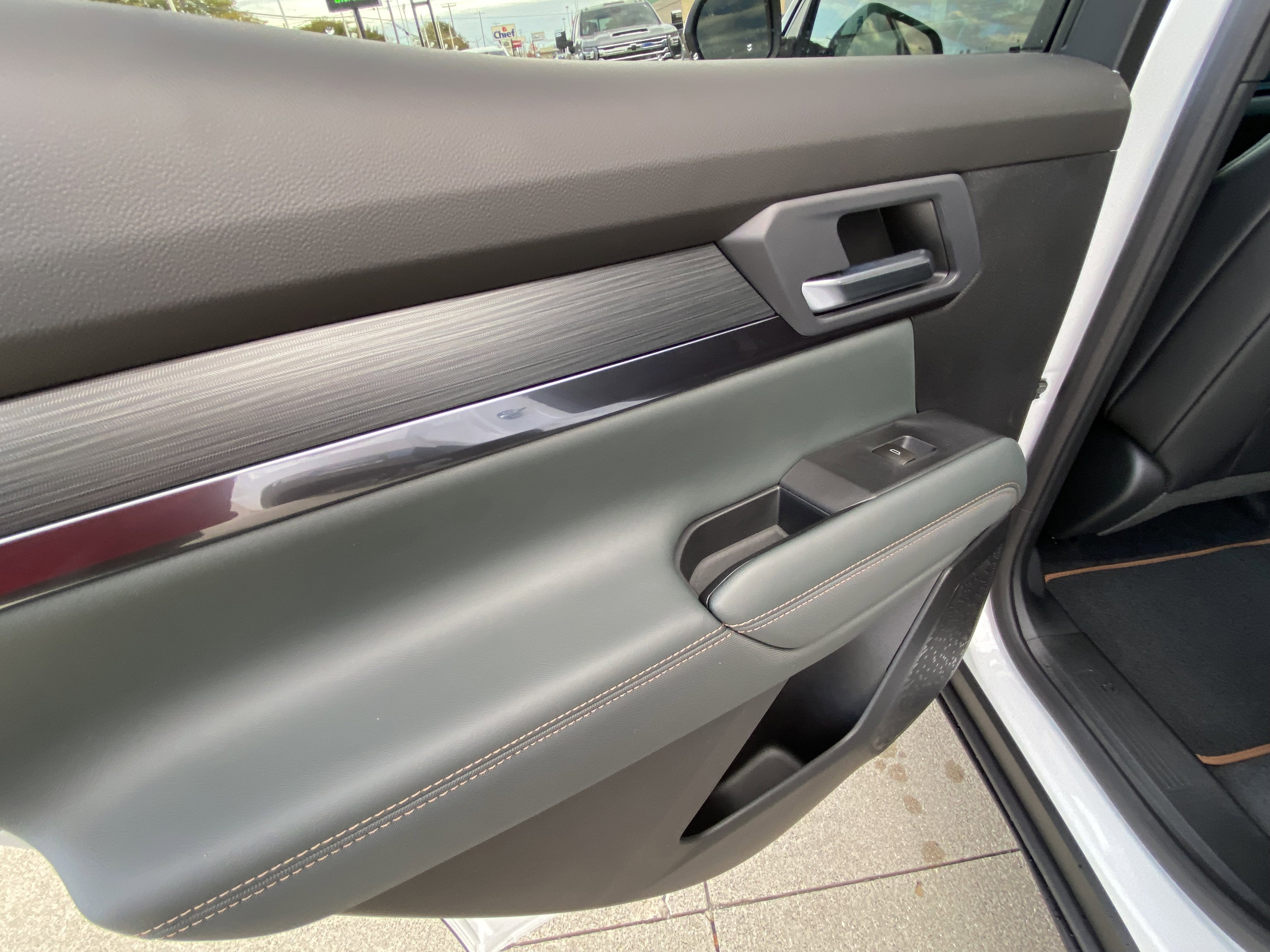 New 2026 GMC Terrain AT4 w/ Convenience Package III image 24