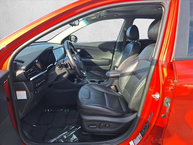 Used 2022 Kia Niro Touring Special Edition image 10