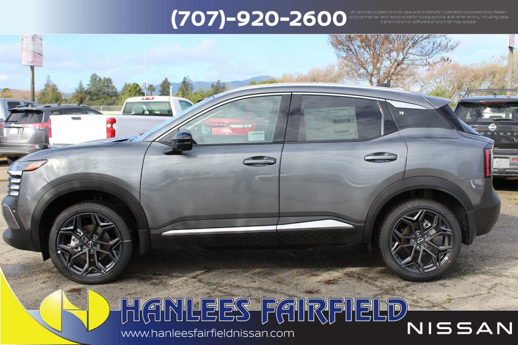 New 2026 Nissan Kicks SR FWD image 2