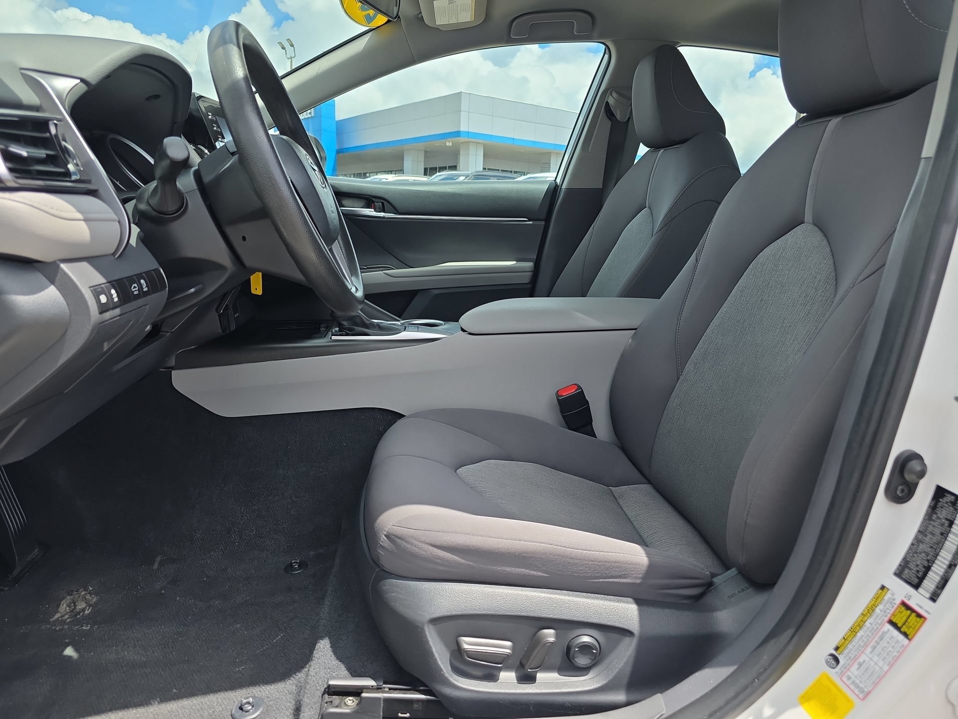 Used 2024 Toyota Camry LE FWD image 10