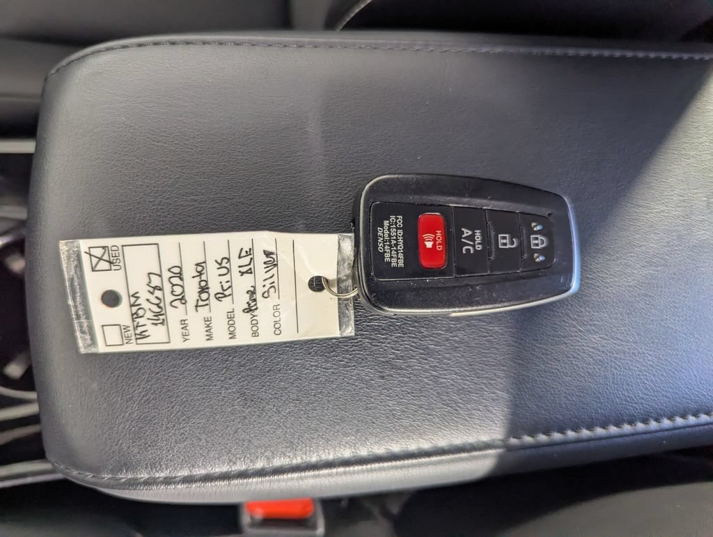 Used 2020 Toyota Prius Prime XLE FWD image 25