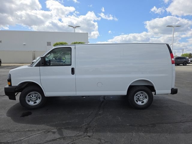 New 2026 Chevrolet Express 2500 w/ Driver Convenience Package RWD image 12