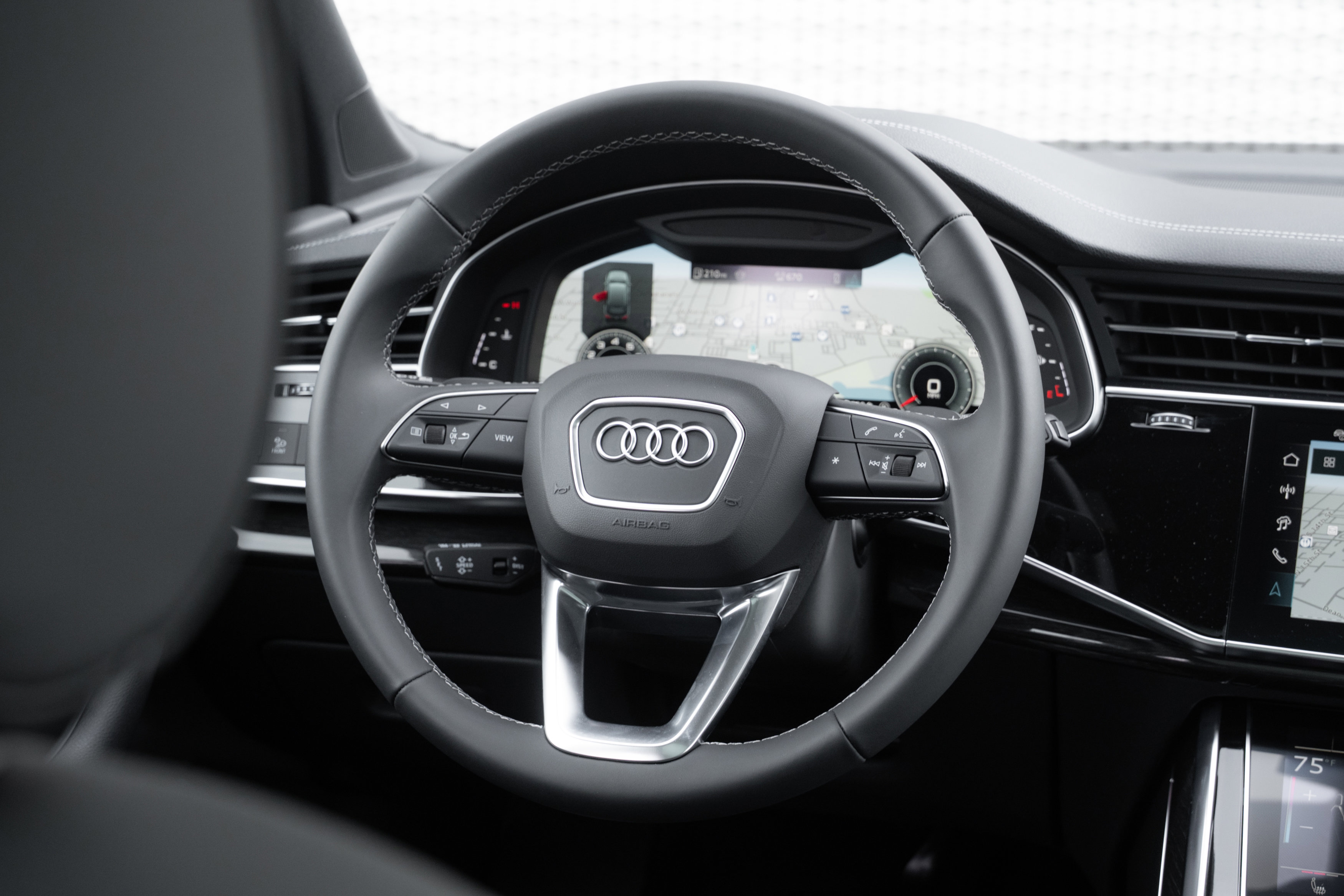 New 2026 Audi Q7 2.0T Premium image 9