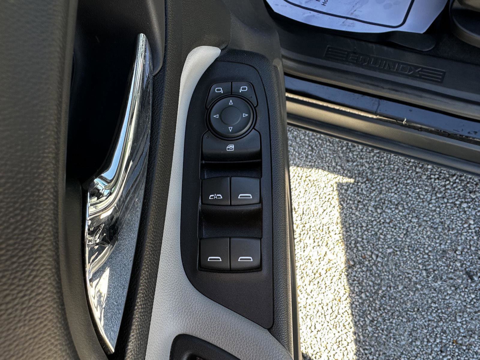 Used 2019 Chevrolet Equinox LT AWD/4WD image 9