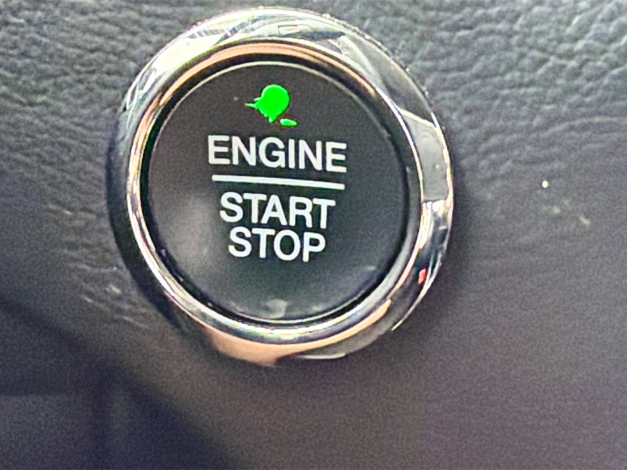 Used 2020 Ford Edge Titanium w/ Equipment Group 301A FWD image 36