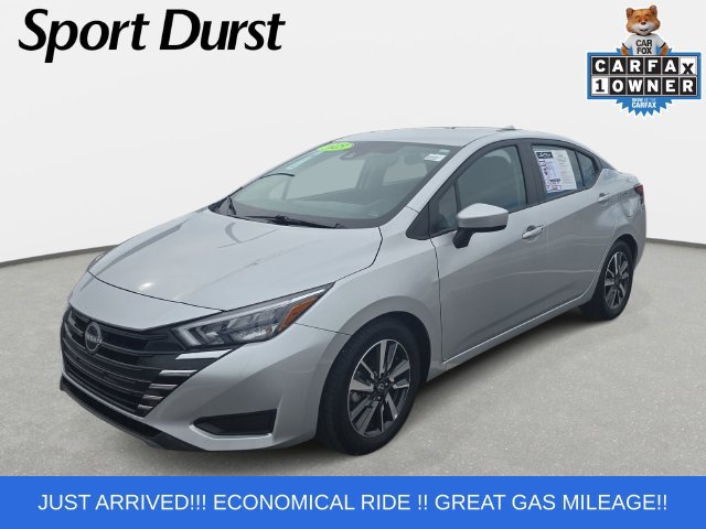 Used 2025 Nissan Versa SV FWD image 1