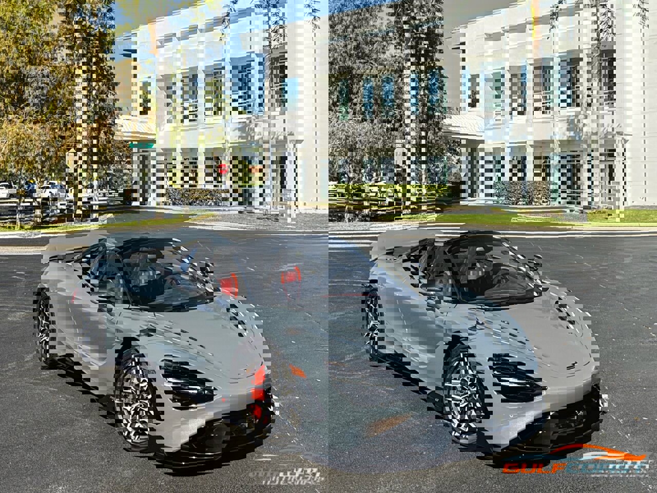 Used 2022 McLaren 765LT image 68