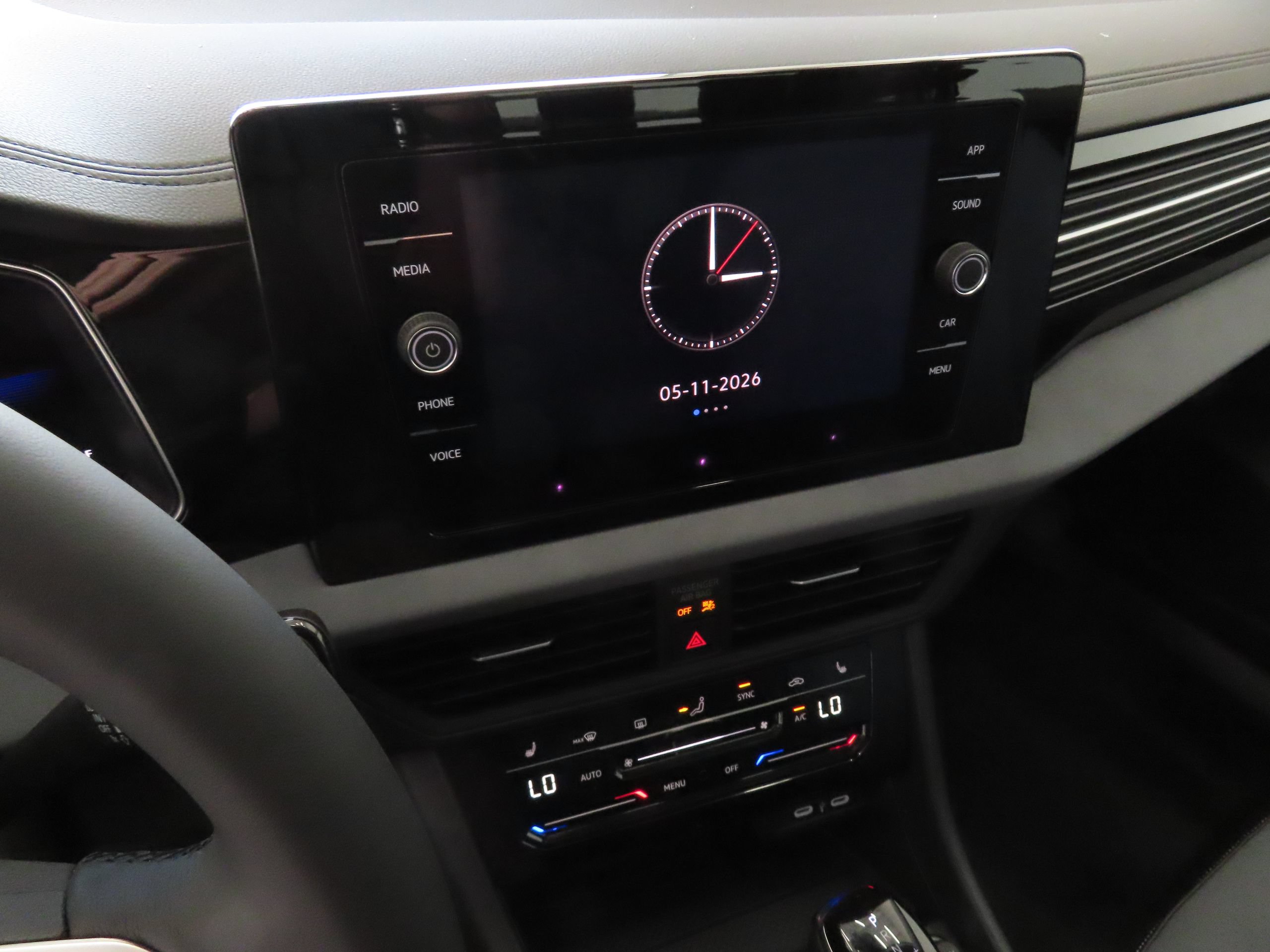 New 2026 Volkswagen Jetta SE FWD image 16