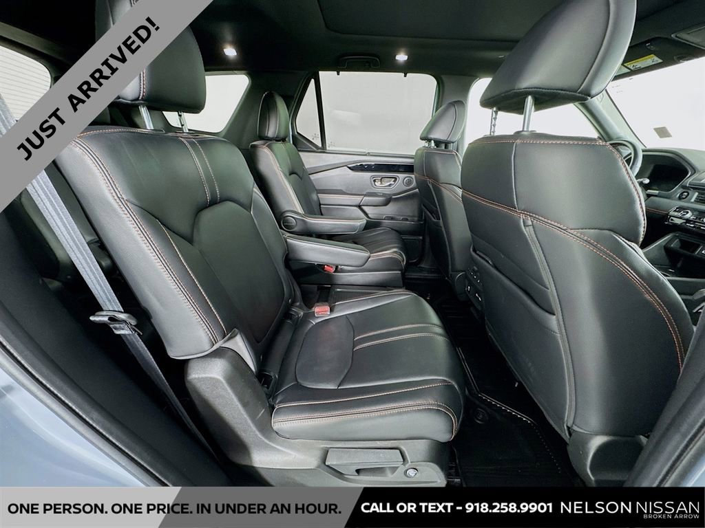 Used 2023 Honda Pilot TrailSport image 28