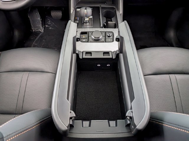 New 2026 MAZDA CX-90 3.3 Turbo w/ Preferred Package AWD/4WD image 31