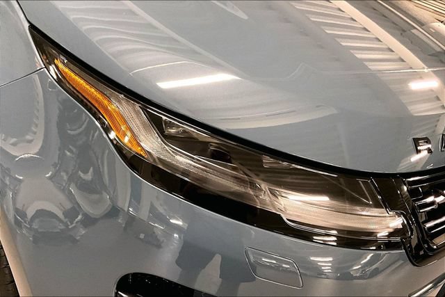Certified 2026 Land Rover Range Rover Evoque Dynamic SE AWD/4WD image 28