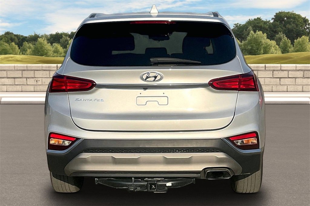 Used 2019 Hyundai Santa Fe SEL image 4