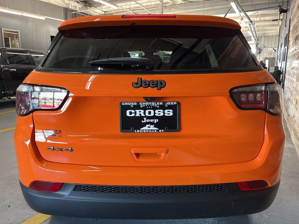 New 2026 Jeep Compass Latitude image 13