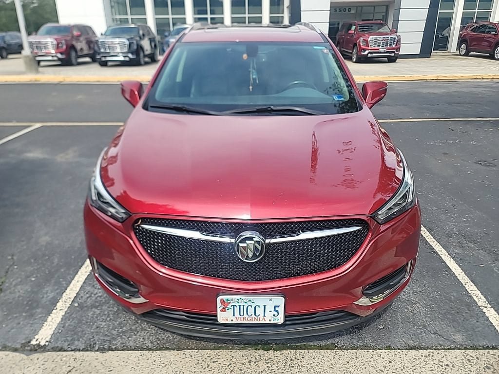 Used 2021 Buick Enclave Essence w/ Sport Touring Edition FWD image 2