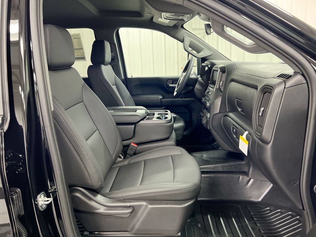 New 2026 Chevrolet Silverado 3500 W/T AWD/4WD image 16
