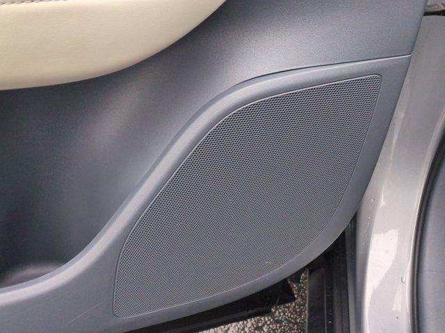 Used 2023 Lexus RZ 450e Premium w/ Accessory Package (Z1) image 16