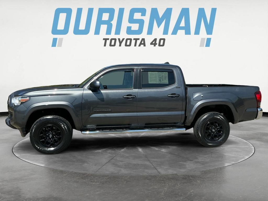 Used 2020 Toyota Tacoma SR5 AWD/4WD image 4