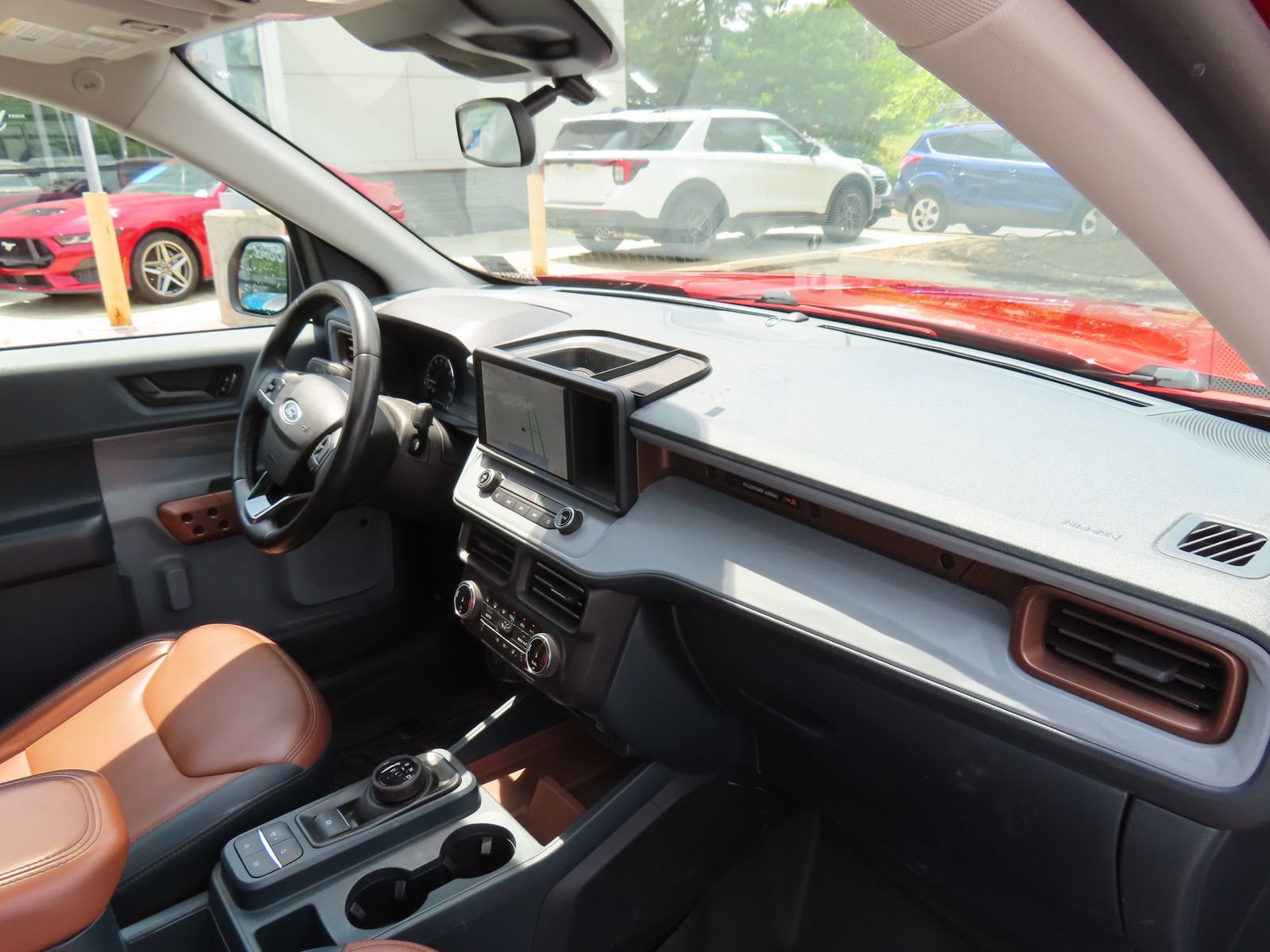 Used 2023 Ford Maverick Lariat w/ Lariat Luxury Package AWD/4WD image 19